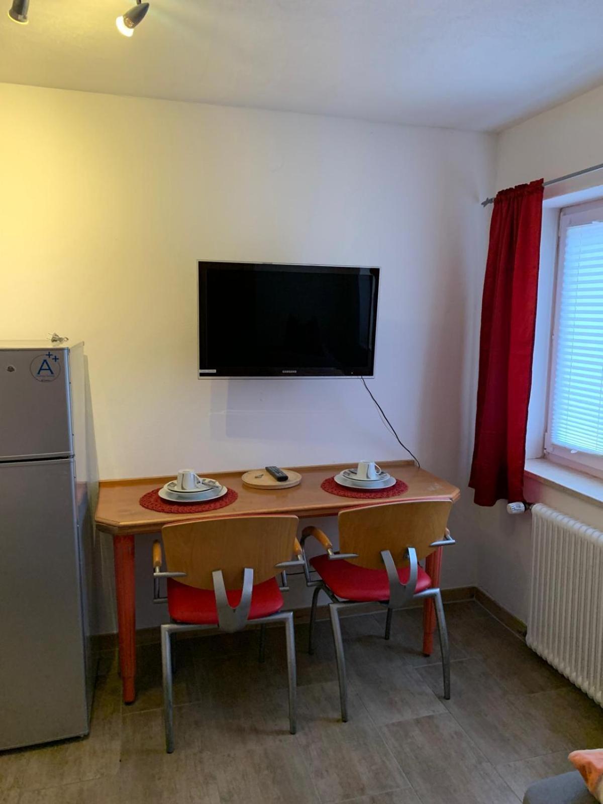 Zv-Scholtz Gaestehaus Eisenfelden Winhoring Buitenkant foto