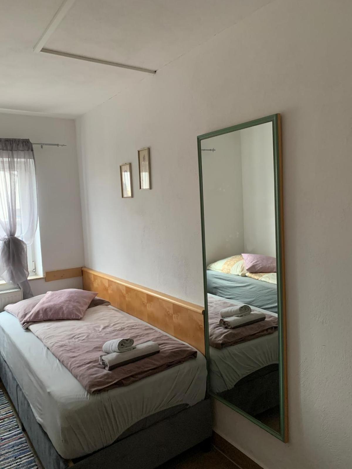 Zv-Scholtz Gaestehaus Eisenfelden Winhoring Buitenkant foto