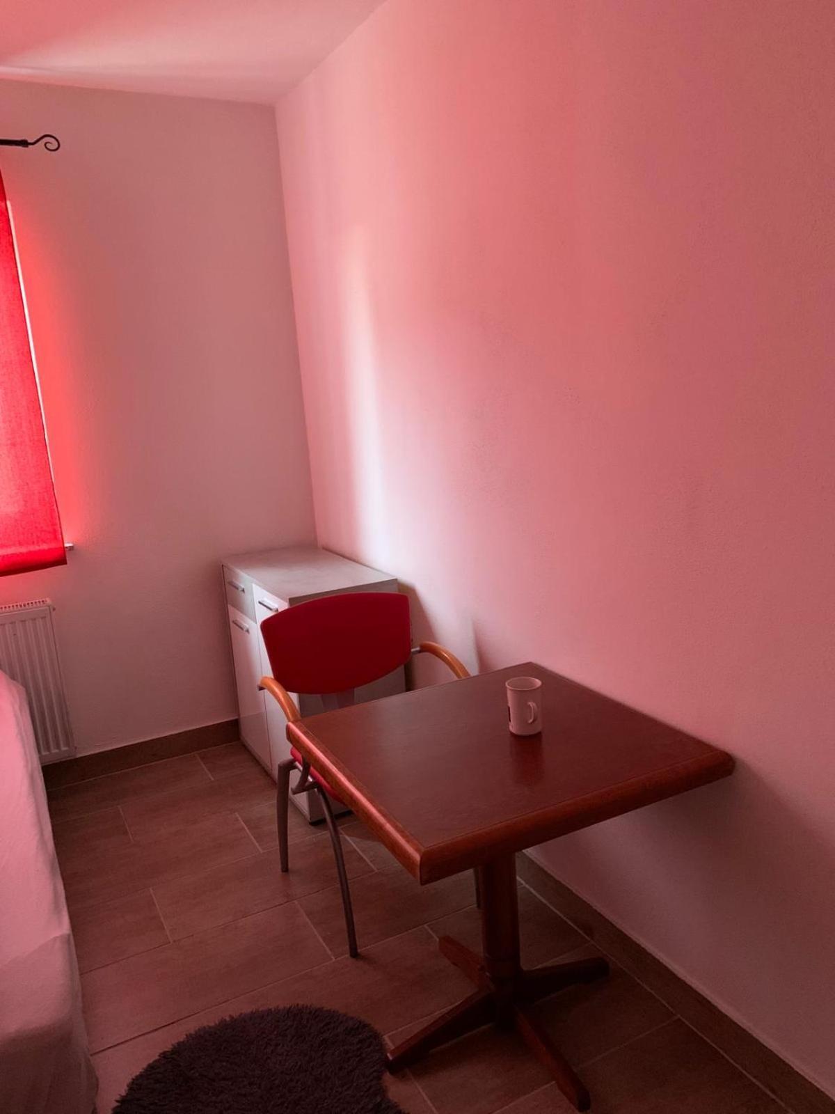 Zv-Scholtz Gaestehaus Eisenfelden Winhoring Buitenkant foto