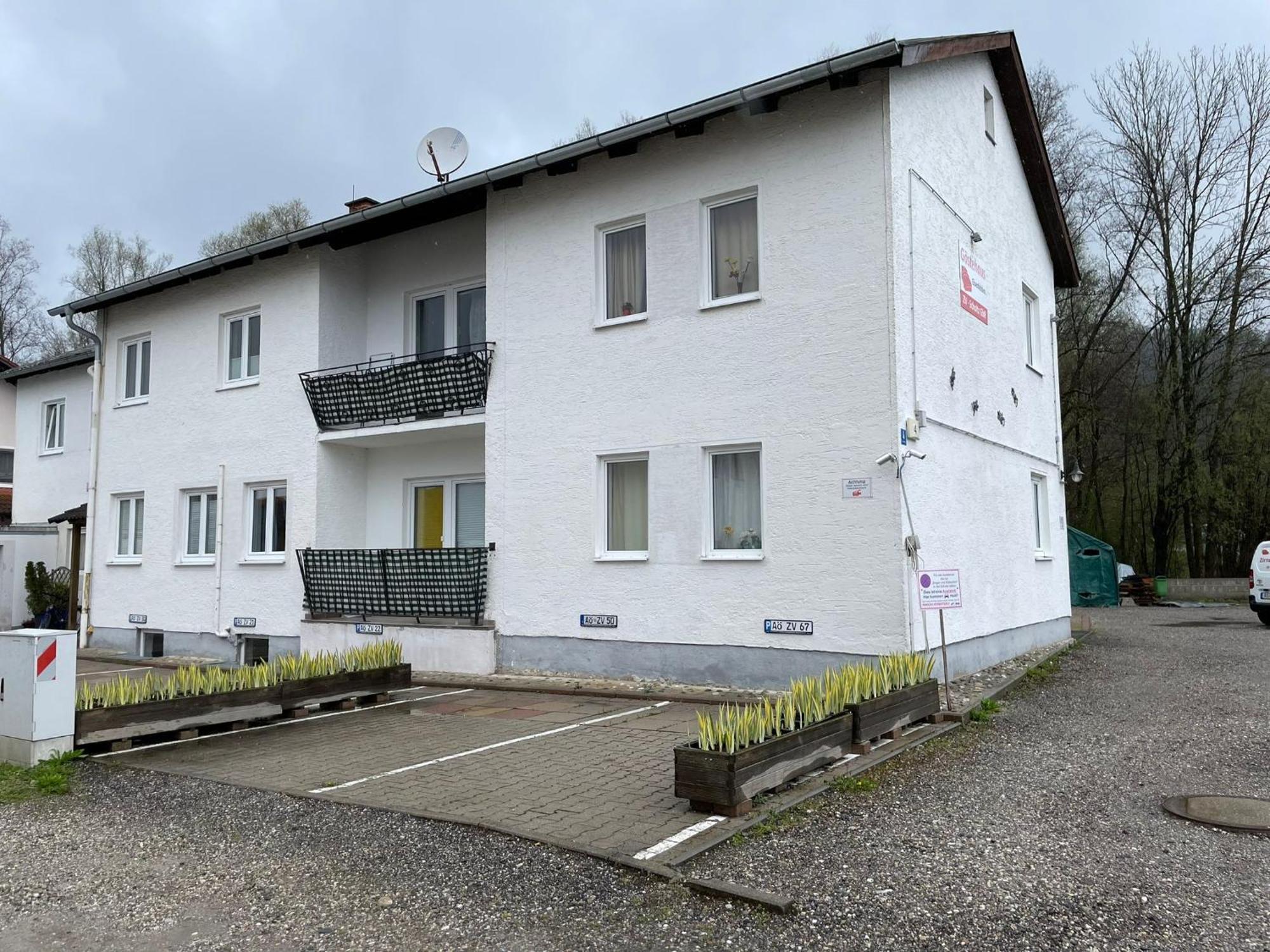 Zv-Scholtz Gaestehaus Eisenfelden Winhoring Buitenkant foto